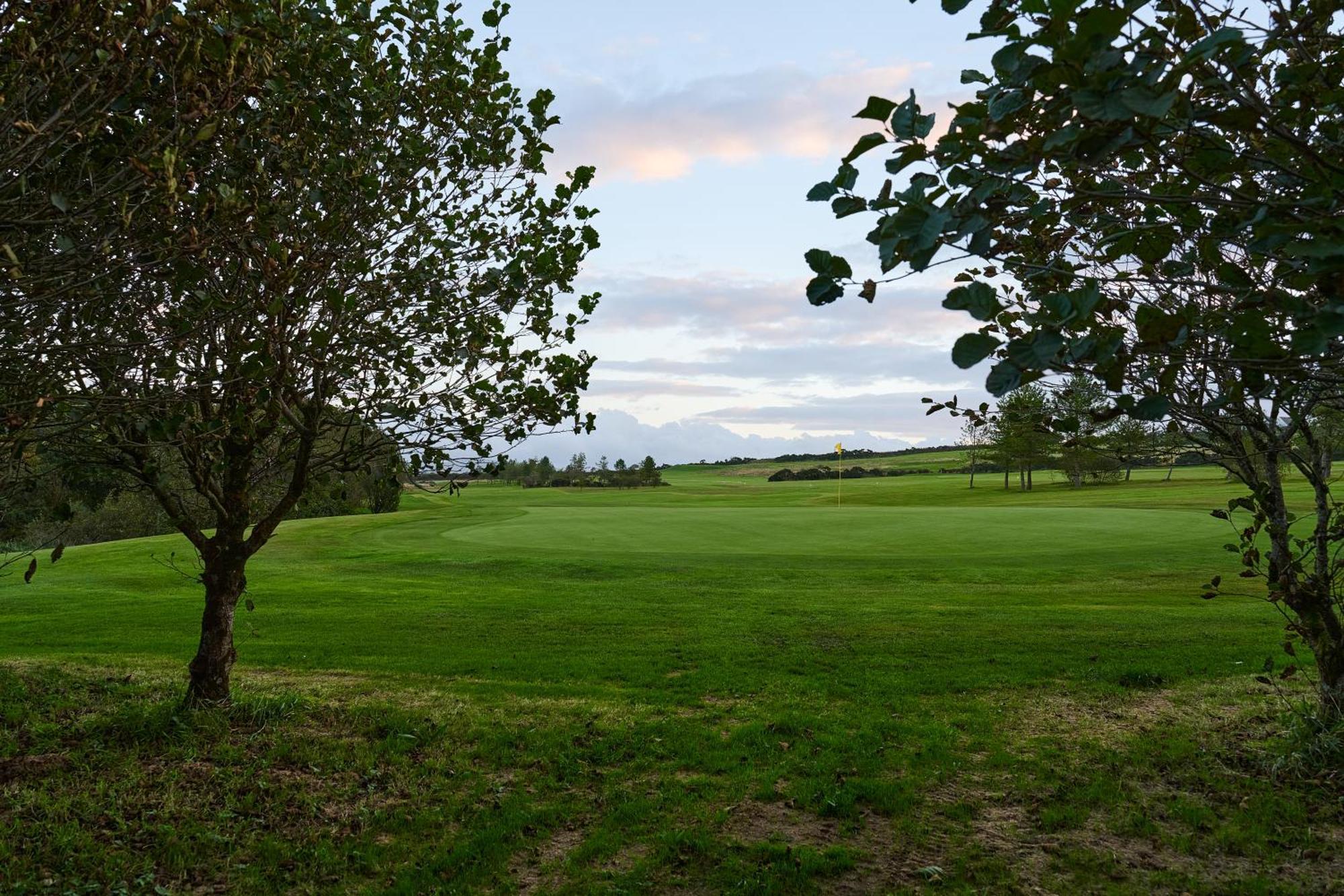 Comis Hotel & Golf Resort Douglas Esterno foto